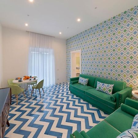 Sorrentovibes - Luxury Four Bedroom Home エクステリア 写真